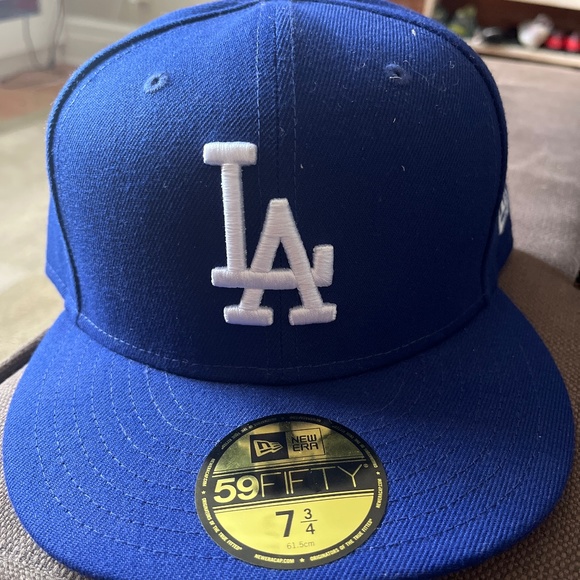 LA Dodgers Fitted Cap (7 3/4) - Picture 1 of 5